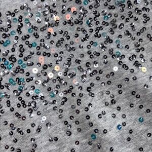 NWOT GAP sweatshirt with fleece on the inside long sleeve